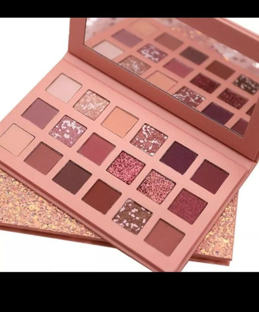 Huda Beauty Nude Eyeshadow Palette Multicolour - Dafa Karo Dukan